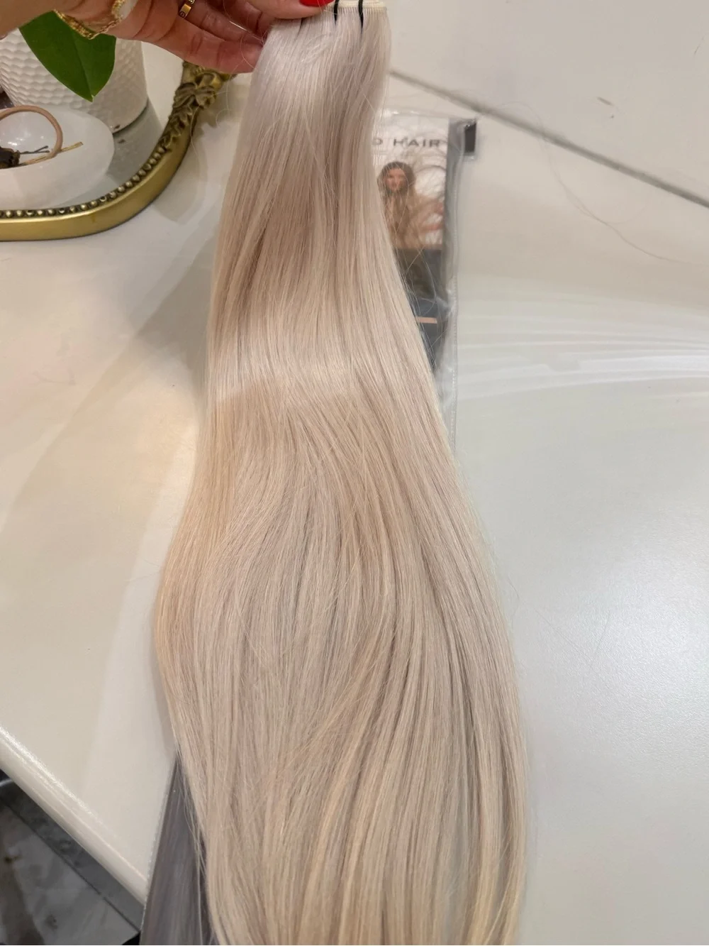 PLATINUM BLONDE  HAIR EXTENSIONS -20in